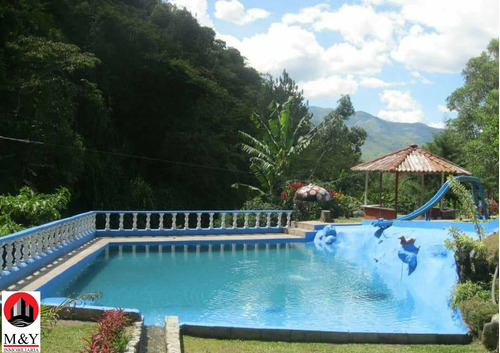 Finca De Recreo En Barbosa Antioquia Por Día De Sol O Fin De Semana