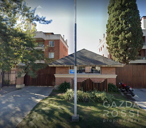 Venta Impecable 3 Ambientes Con Jardín Y Cochera, En La Vieja Estación Canning