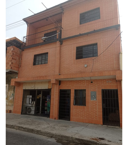 Vende Edificio Comercialsector La Candelaria Valencia 23-05