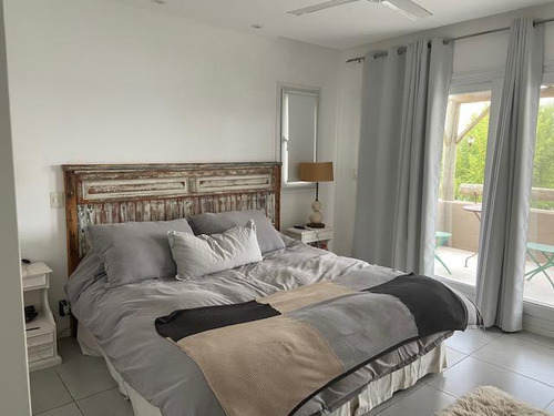 Casa En Venta A La Laguna-villanueva- Barrio San Rafael