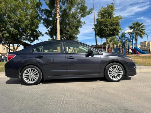 Subaru Impreza 2.0 I Sedan Cvt
