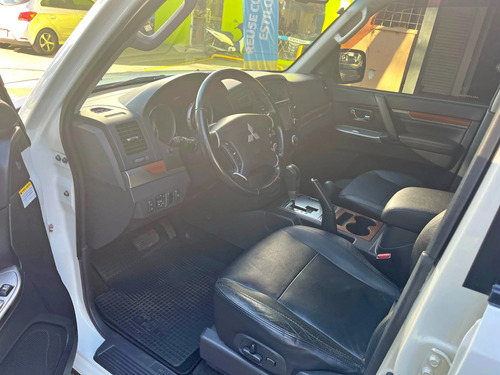 Mitsubishi Pajero Full 3.2 HPE 4X4 16V TURBO INTERCOOLER DIESEL 4P AUTOMÁTICO