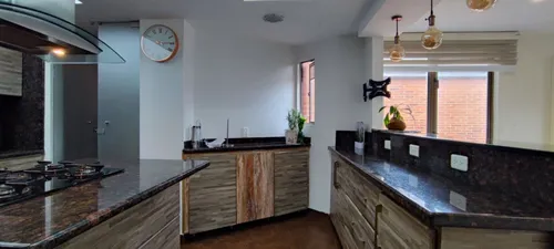 Apartamento En Venta En Colina Campestre. Cod V12413