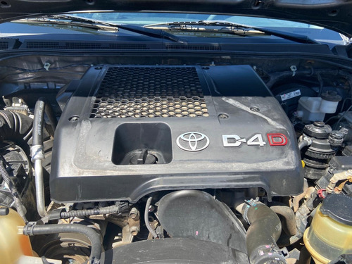 Toyota Hilux Srv 4x4 Automatica - Permuto Financio