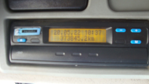 Imagem 12 de 22 de M.benz 1719 Atego Ano 2013 Bau Cabine Leito