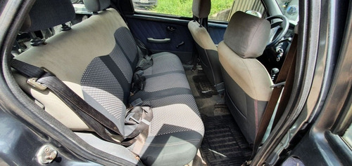Imagem 7 de 9 de Fiat Palio 2003 1.0 Fire 5p