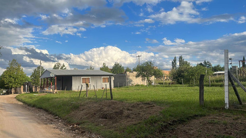 Casa En Potrero De Garay Con 105 Metros Cubiertos.