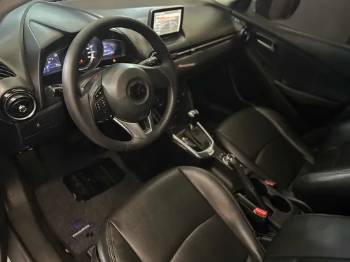 Mazda 2 1.5 Touring