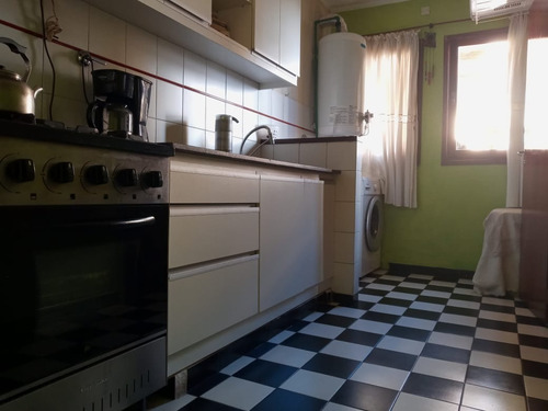 Departamento En Venta 55 Entre 10 Y 11, La Plata.
