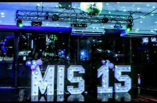 Alquiler Letras Gigantes  Con Luz Led Fiestas  Eventos