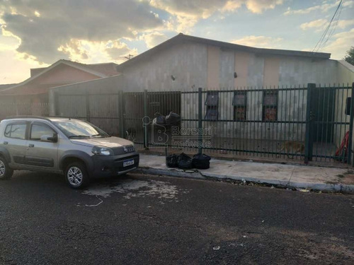 Imagem 1 de 6 de Venda De Casas / Padrão Na Cidade De Araraquara 11139