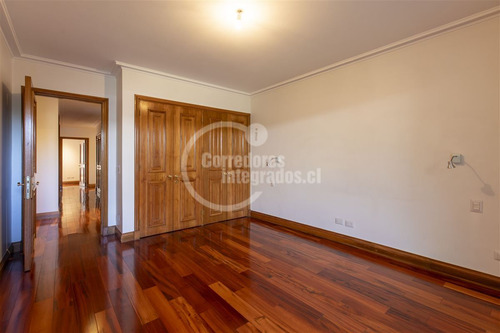 Departamento En Venta De 5 Dorm. En Las Condes - San Damián