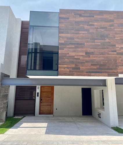 Venta Casa Nueva, En Condominio, Zona Esmeralda, San Mateo