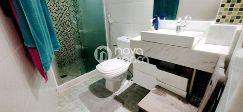 Apartamento De Frente Para A Floresta Da Tijuca - Com Terraço - Valorização Garantida.