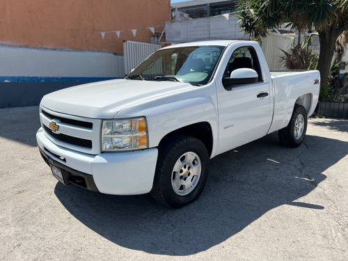 Chevrolet Silverado 4x4 2500 cabina regular