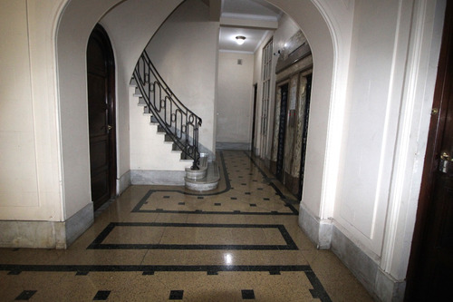 Departamento - Venta - 4 Ambientes - Edificio Frances - Recoleta -