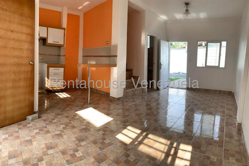 Casa En Venta Cabudare La Piedad Don Pepe Codigo 2 5 2 0 5 4 0 Mildred Hermosa Casa Conjunto Privado Vigilancia Remodelado Con Espacios Abierto Pisos De Ceramicas Acceso Facil Para Las Vias Principa