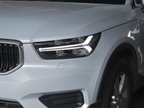 Volvo XC40 2.0 D4 Awd Momentum
