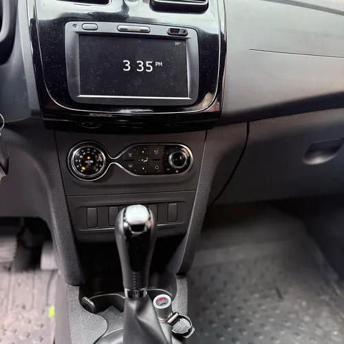 Renault Stepway 1.6 Intense Automática
