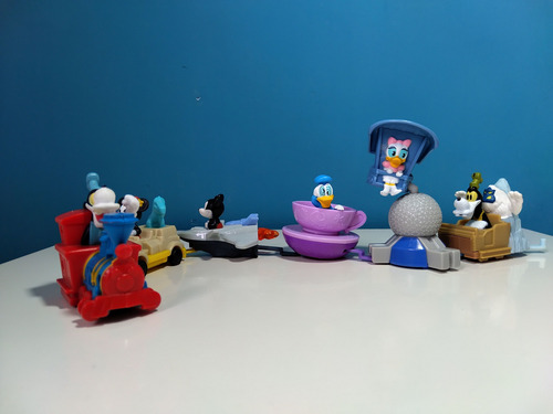 Muñecos Mickey & Minnie Runaway Railways X 6 (2022) (Usado)