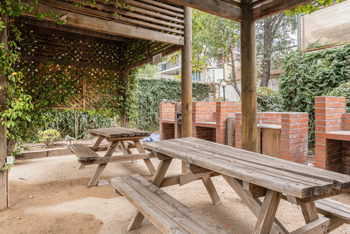 Amplia Cocina Y Terraza, Impecable Y Gran Conectividad