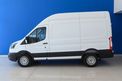 Imagen 2 de 17 de Ford Transit 2.0 Furgón Largo Techo Elevado Automática (e)