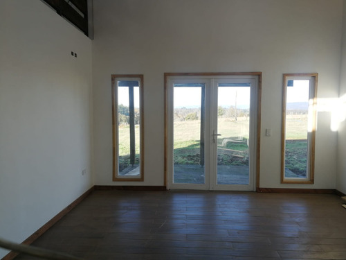 Parcela Con Casa Nueva 6 Dorm. Y 3 Baños En Venta, Huiscapi