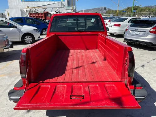 Chevrolet Cheyenne 5.3 2500 Cab Reg Paq N 4x2 Mt