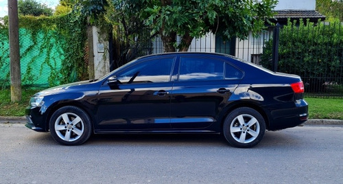 Volkswagen Vento 2.5 Advance Plus 170cv 2015