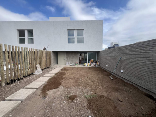 Duplex Colinas De Manantiales