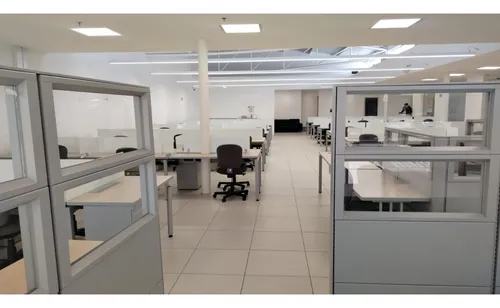 Oficina Amoblada En Arriendo, Sector Los Monjes, Excelente Ubicacion