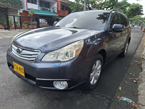 Subaru Outback 2.5i Awd
