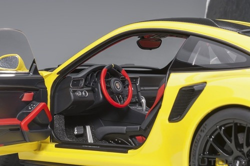 AUTOart Porsche 911 1:18 Amarillo
