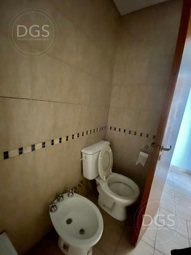 Imagen 22 de 22 de Oportunidad! Departamento De 2 Ambientes Con Cochera En Banfield Este