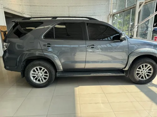 Toyota Fortuner 2.7l 4x2