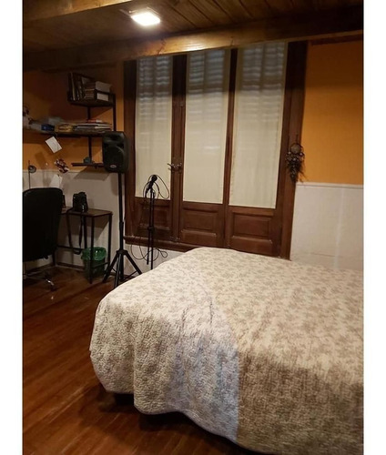 Casa De 3 Dormitorios Crespo Al 600 Excelente