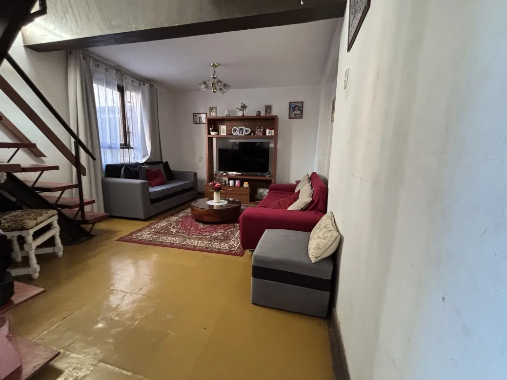 Imagen 5 de 17 de Venta De Amplia Casa Esquina En Estación Central
