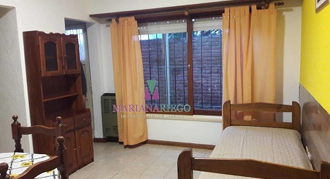 Departamento De 1 Ambiente Con Patio En Miramar.
