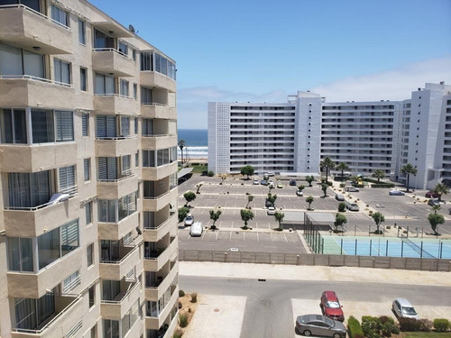 Imagen 2 de 11 de Arriendo Comodo Departamento En La Playa