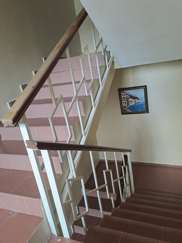For Sale Apartamento 4to Piso Sin Ascensor En El Vergel De 3 Habitaciones Con 1 Parqueo