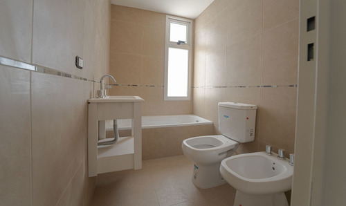 Imagen 9 de 10 de Departamento En Venta 1 Dorm Centro Av San Martin
