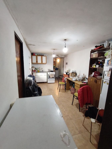 Calle 152bis Esq 521 - Casa 2 Dormitorios C/ Cochera Y Monoambiente
