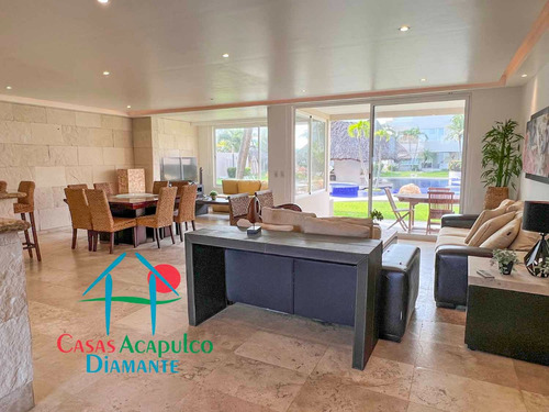 Cad Vidamar Residencial C1 D 101. Terraza Con Jacuzzi Y Salida Al Jardín