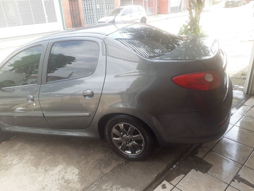 Imagem 7 de 7 de Peugeot 207 Passion 2010 1.4 Xr Flex 4p