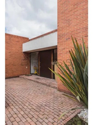 Casa En Arriendo/venta En Guaymaral. Cod V1583