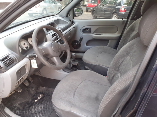 Imagen 9 de 14 de Renault Clio 1.2 Tric Authentique 2006