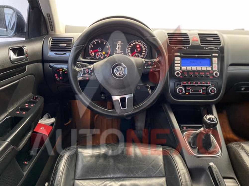 Volkswagen Vento 2.5 Luxury 170cv 2010