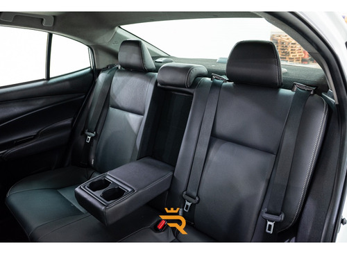 Toyota Yaris Sedán 1.5 16V FLEX SEDAN XLS MULTIDRIVE