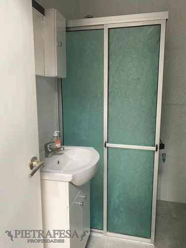 Imagen 6 de 6 de Apartamento En Venta 3 Dormitorios 1 Baño-pernas-unión