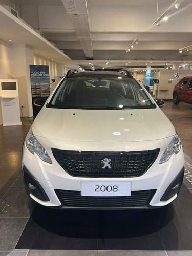 Imagen 2 de 15 de Peugeot 2008